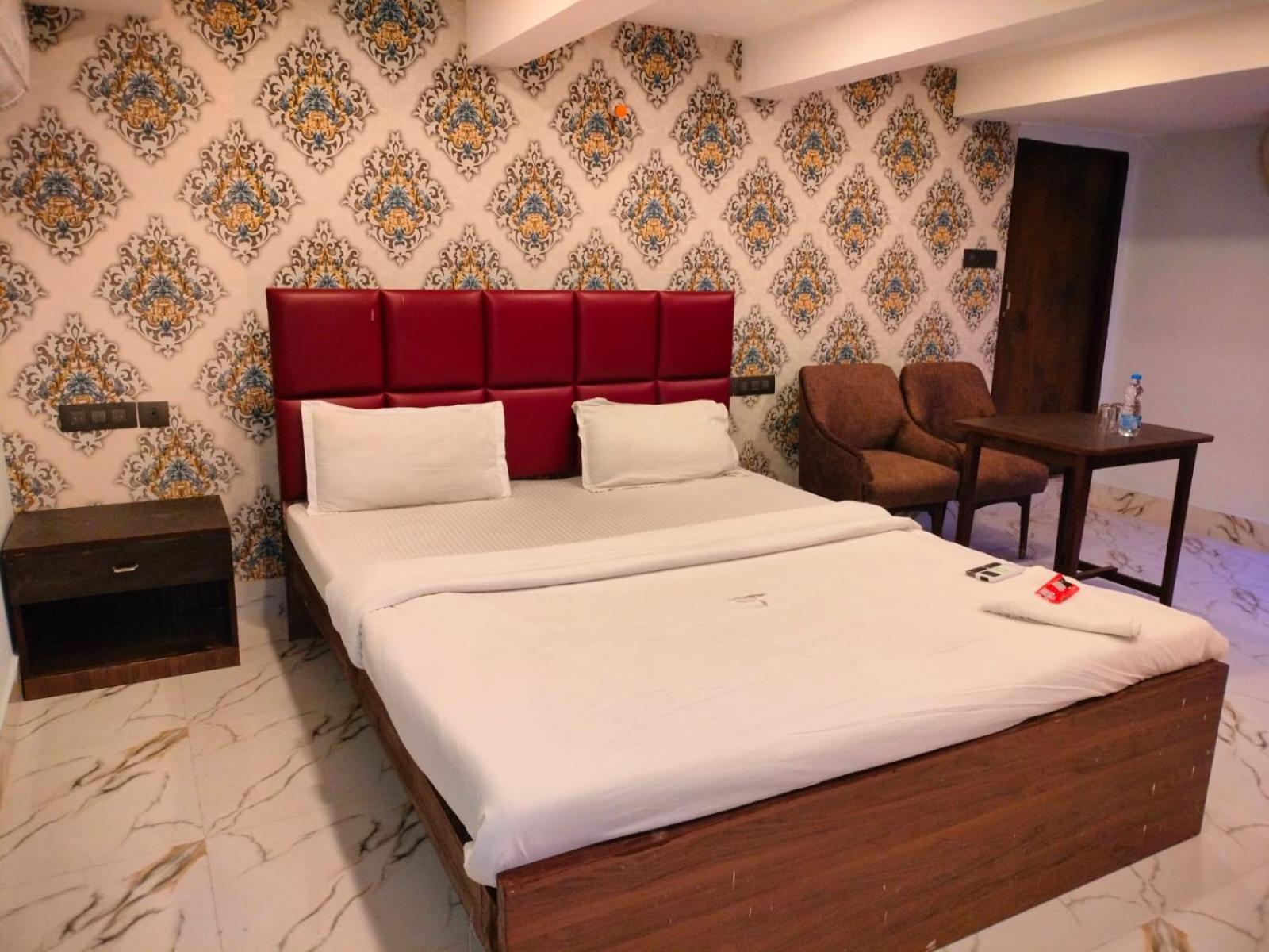 Hotel Ucs Kalkutta Kültér fotó